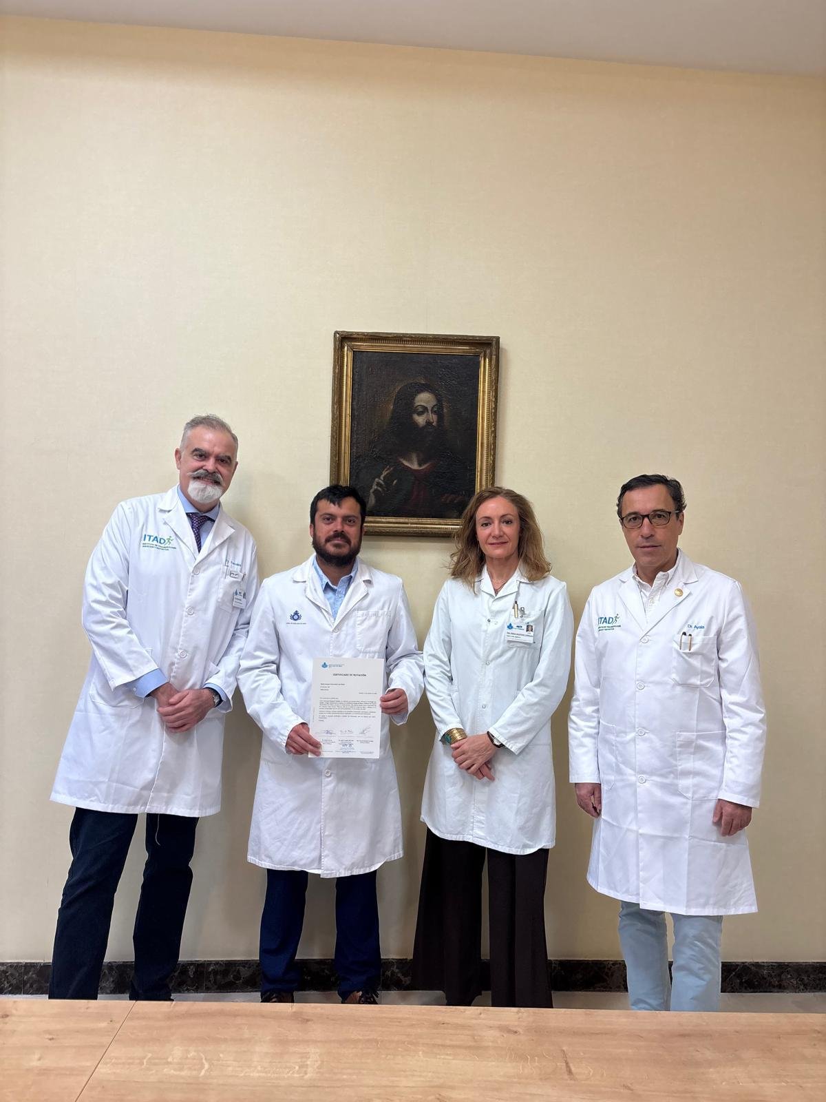 Traumatólogo de Indisa realizó pasantía en España con apoyo de Beca AMCI