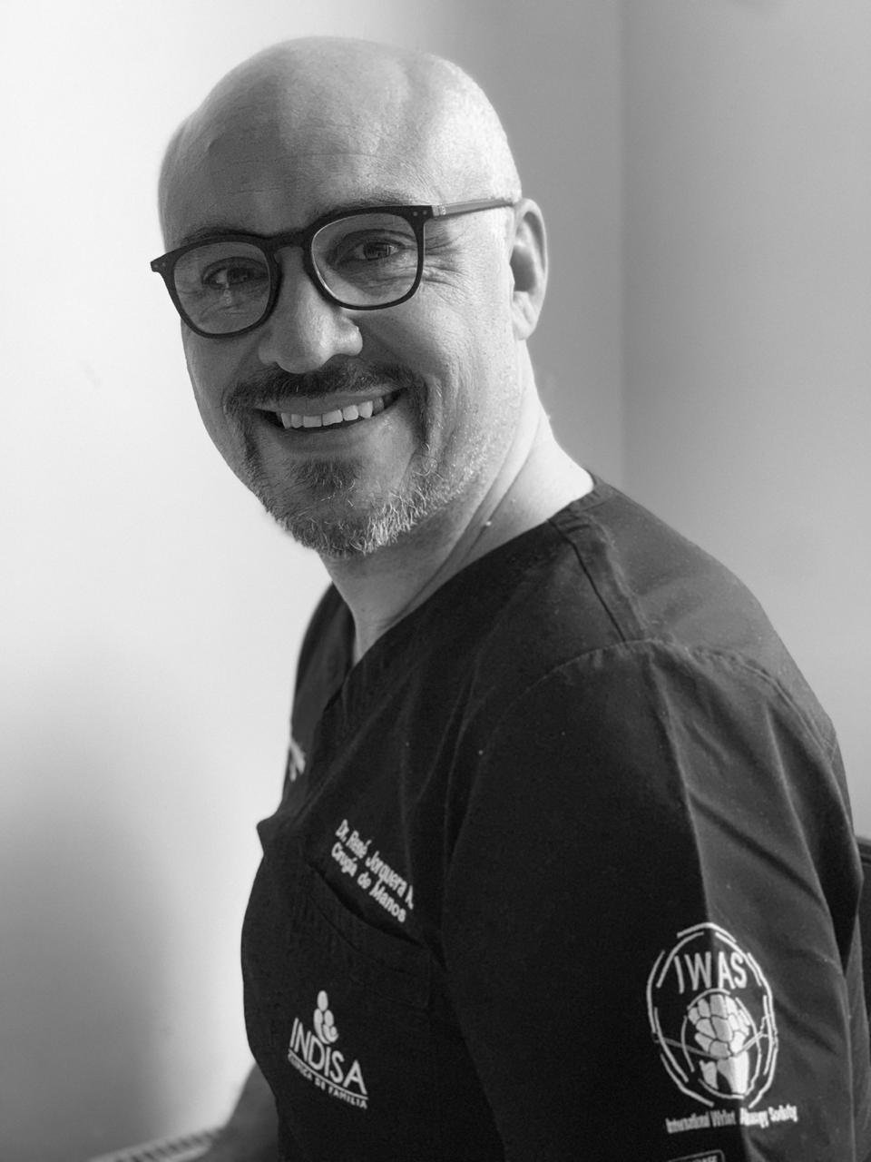 Doctor René Jorquera asume presidencia de IWAS